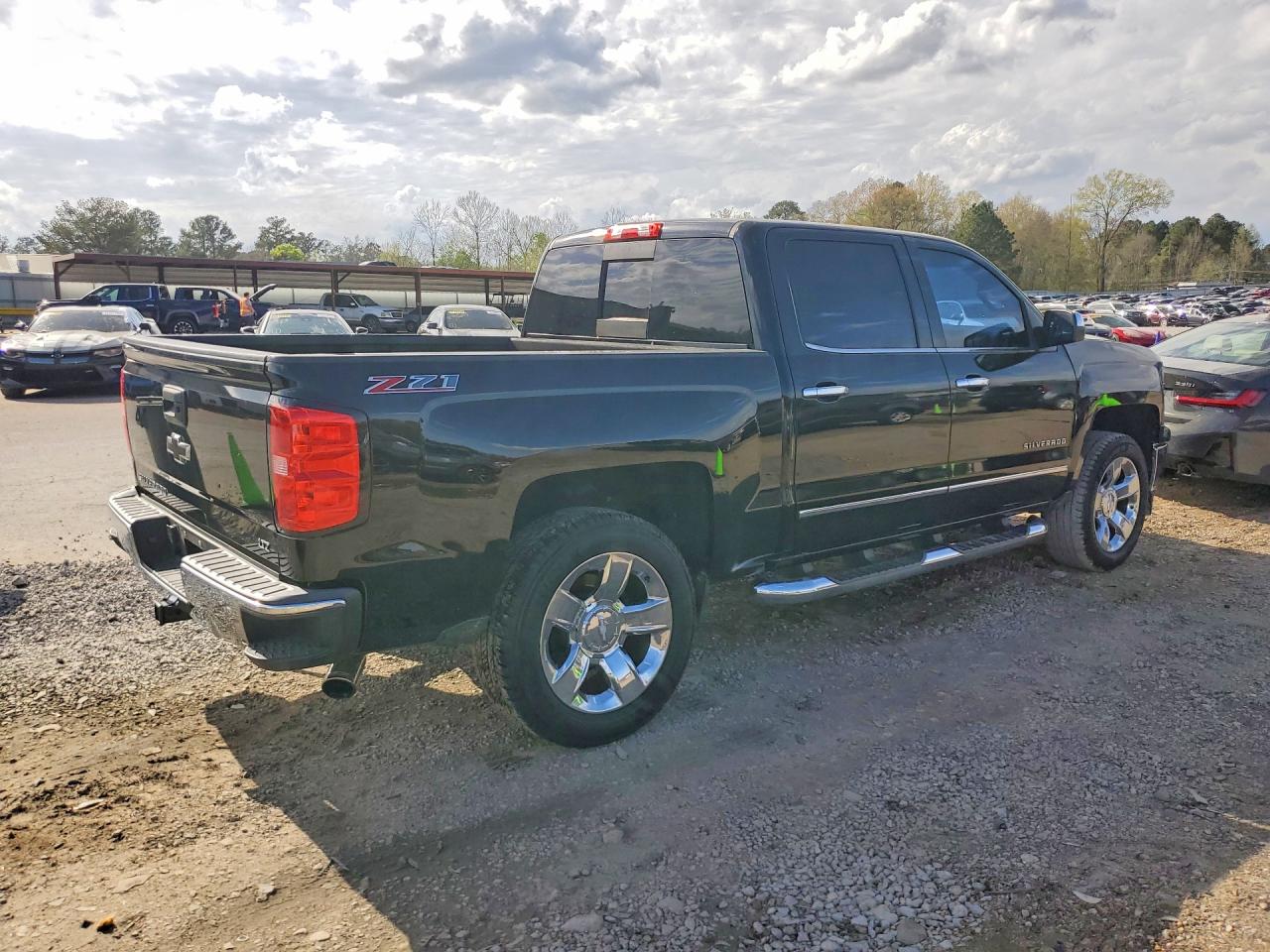 2015 CHEVROLET SILVERADO C1500 LTZ photo 3
