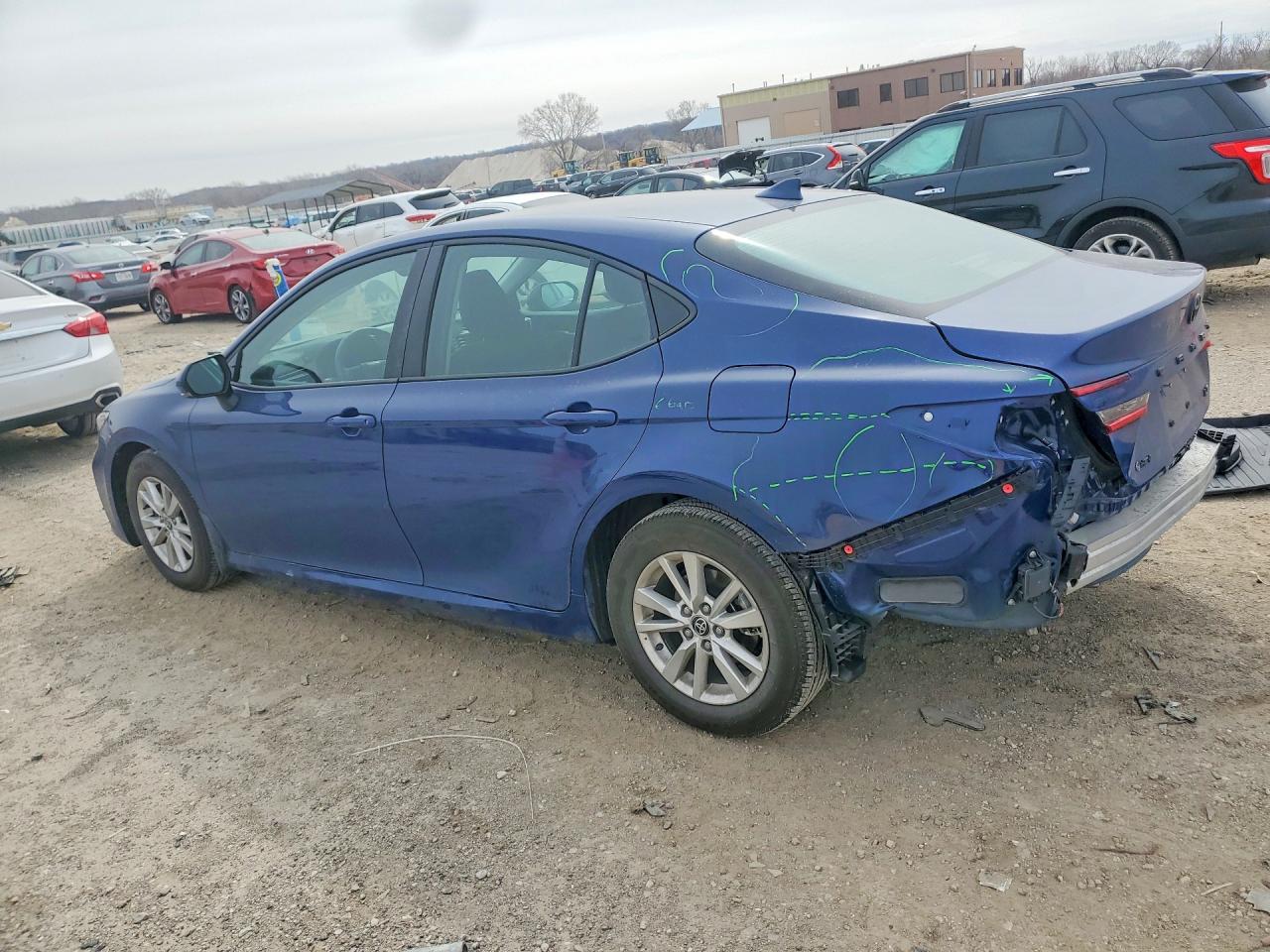2025 TOYOTA CAMRY LE photo 2