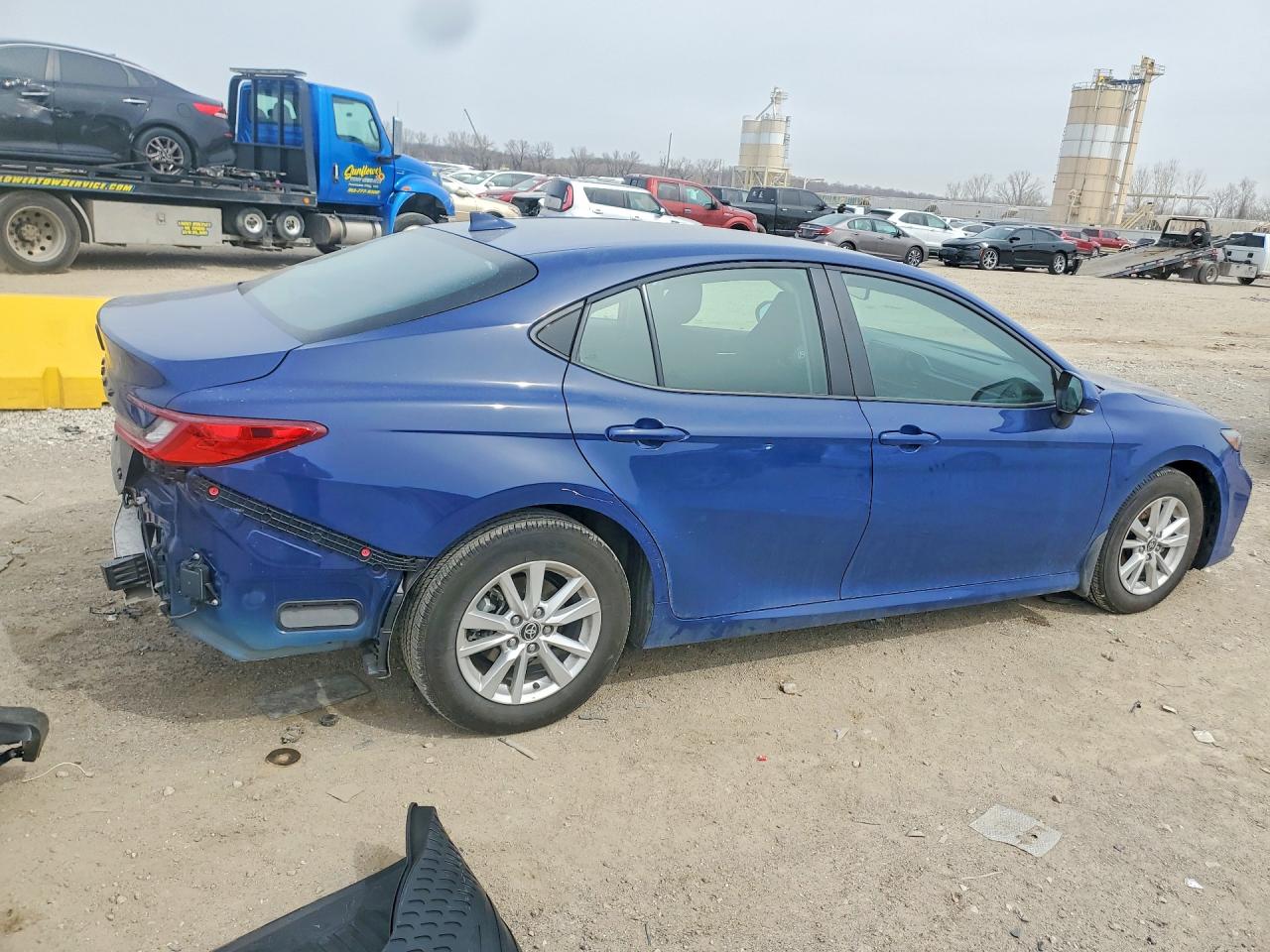 2025 TOYOTA CAMRY LE photo 3
