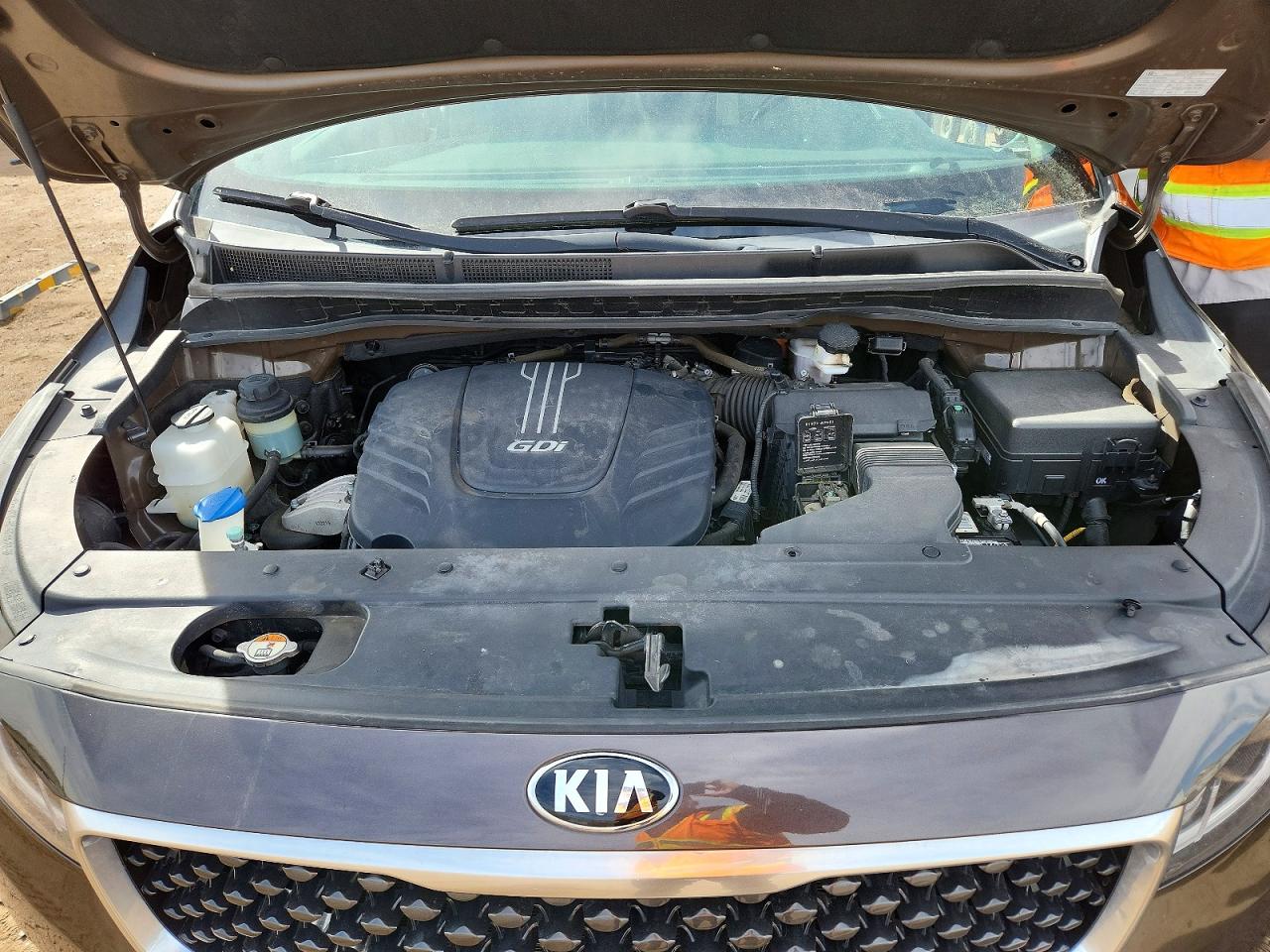 2017 KIA SEDONA LX photo 12