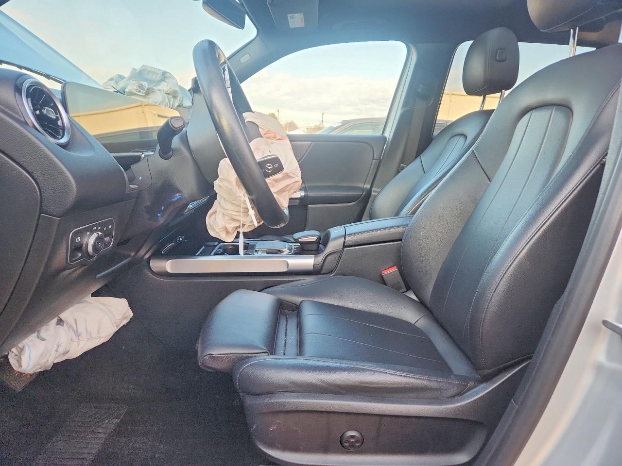 2020 MERCEDES-BENZ GLB 250 4MATIC photo 7
