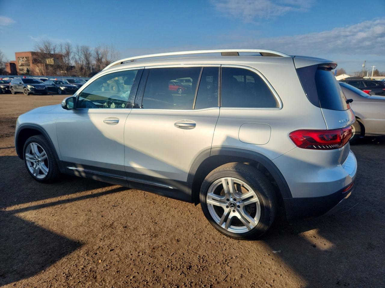 2020 MERCEDES-BENZ GLB 250 4MATIC photo 2
