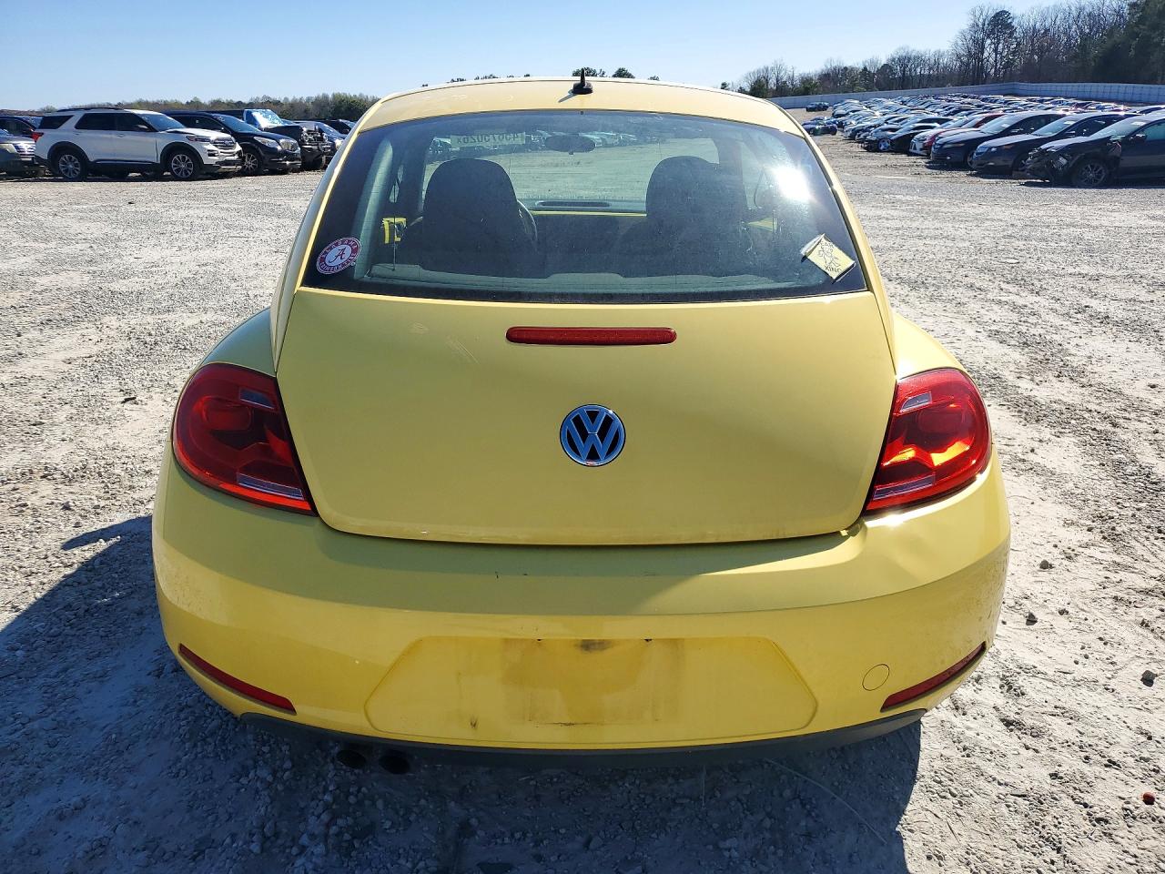 2013 VOLKSWAGEN BEETLE photo 6
