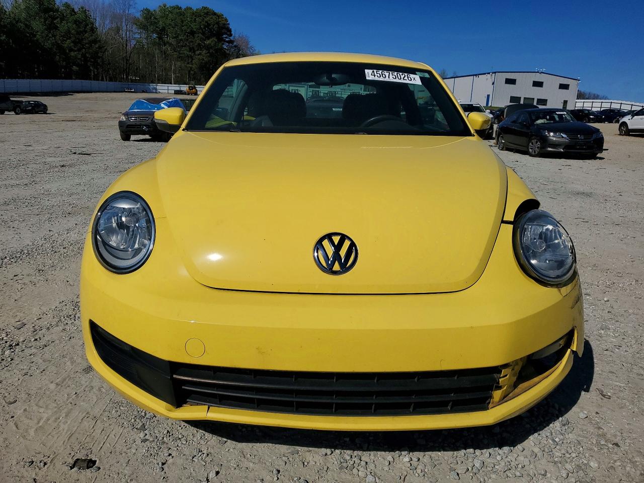 2013 VOLKSWAGEN BEETLE photo 5