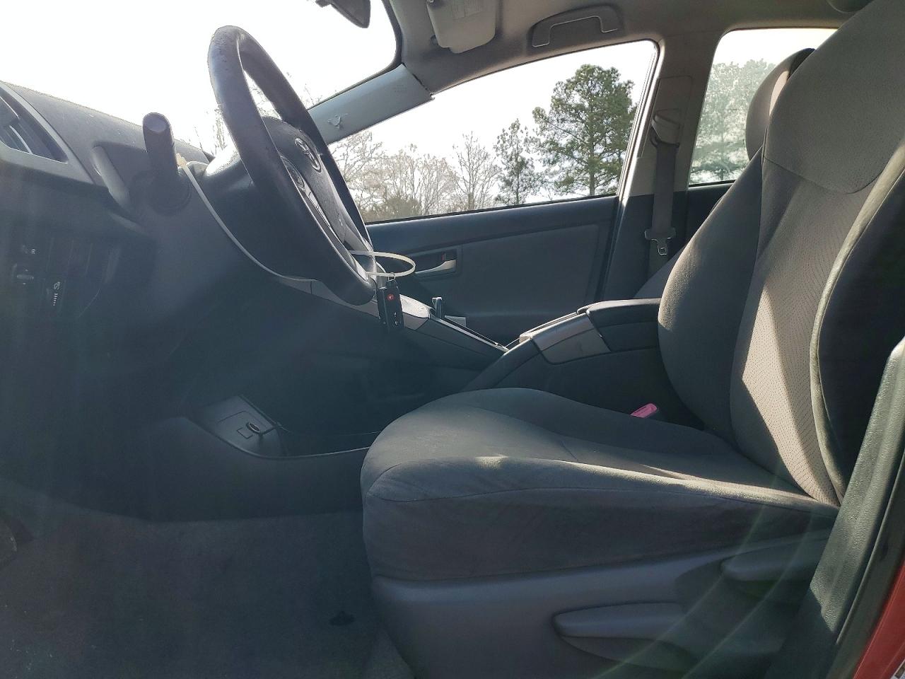 2012 TOYOTA PRIUS TWO photo 13