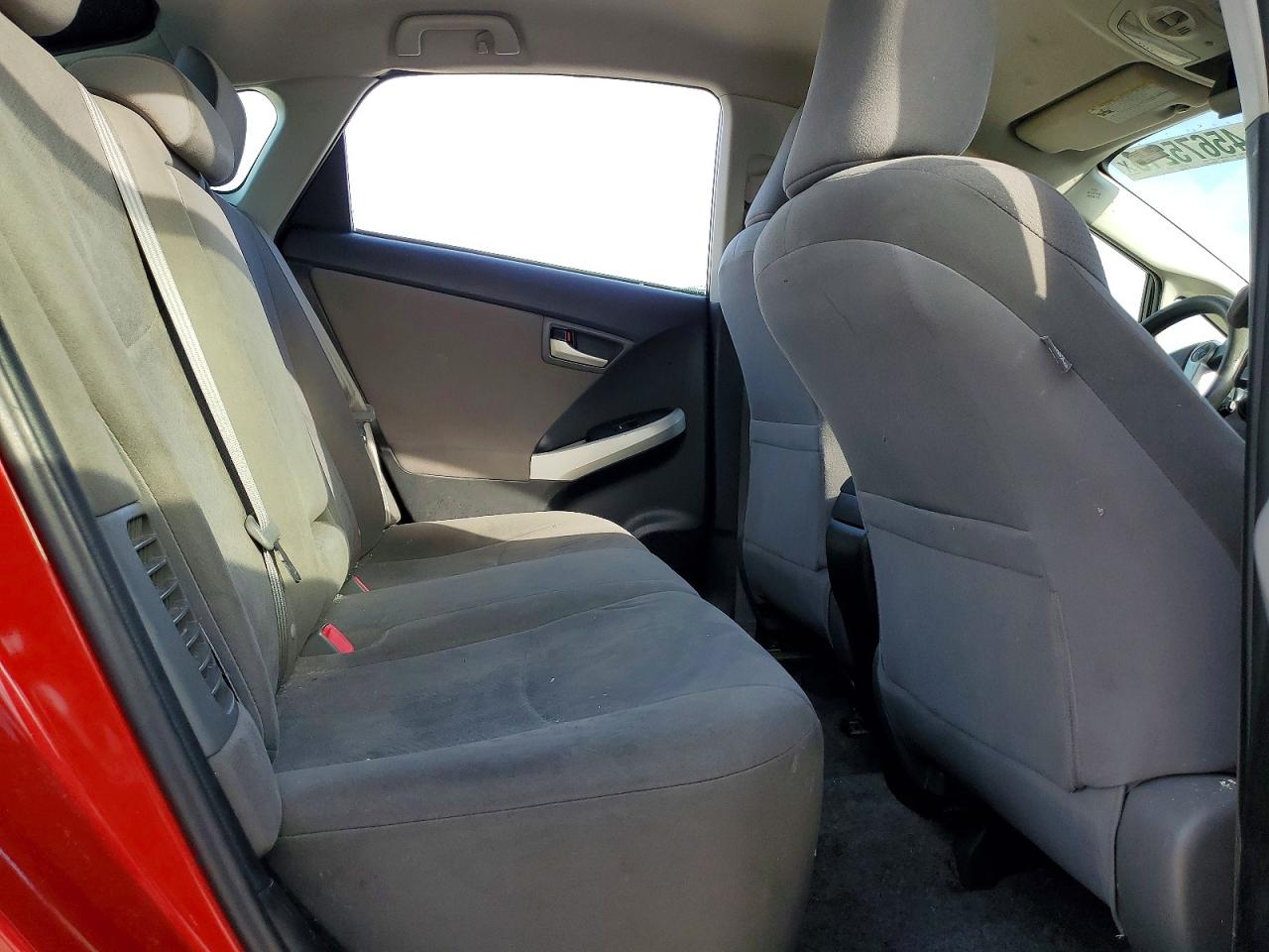 2012 TOYOTA PRIUS TWO photo 19