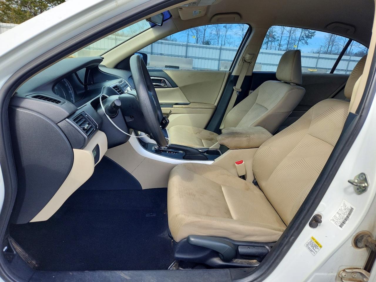 2014 HONDA ACCORD LX photo 13