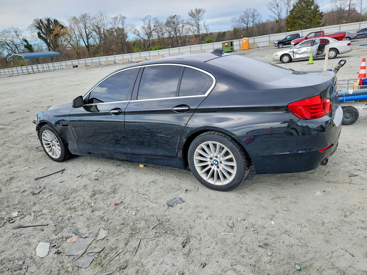 2011 BMW 535 I photo 2