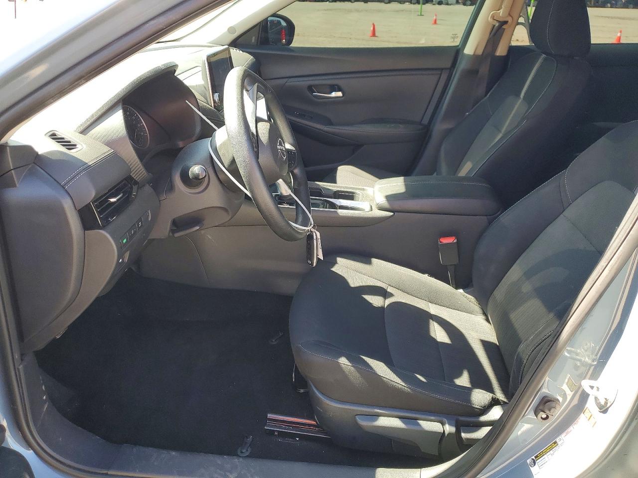 2024 NISSAN SENTRA SV photo 7