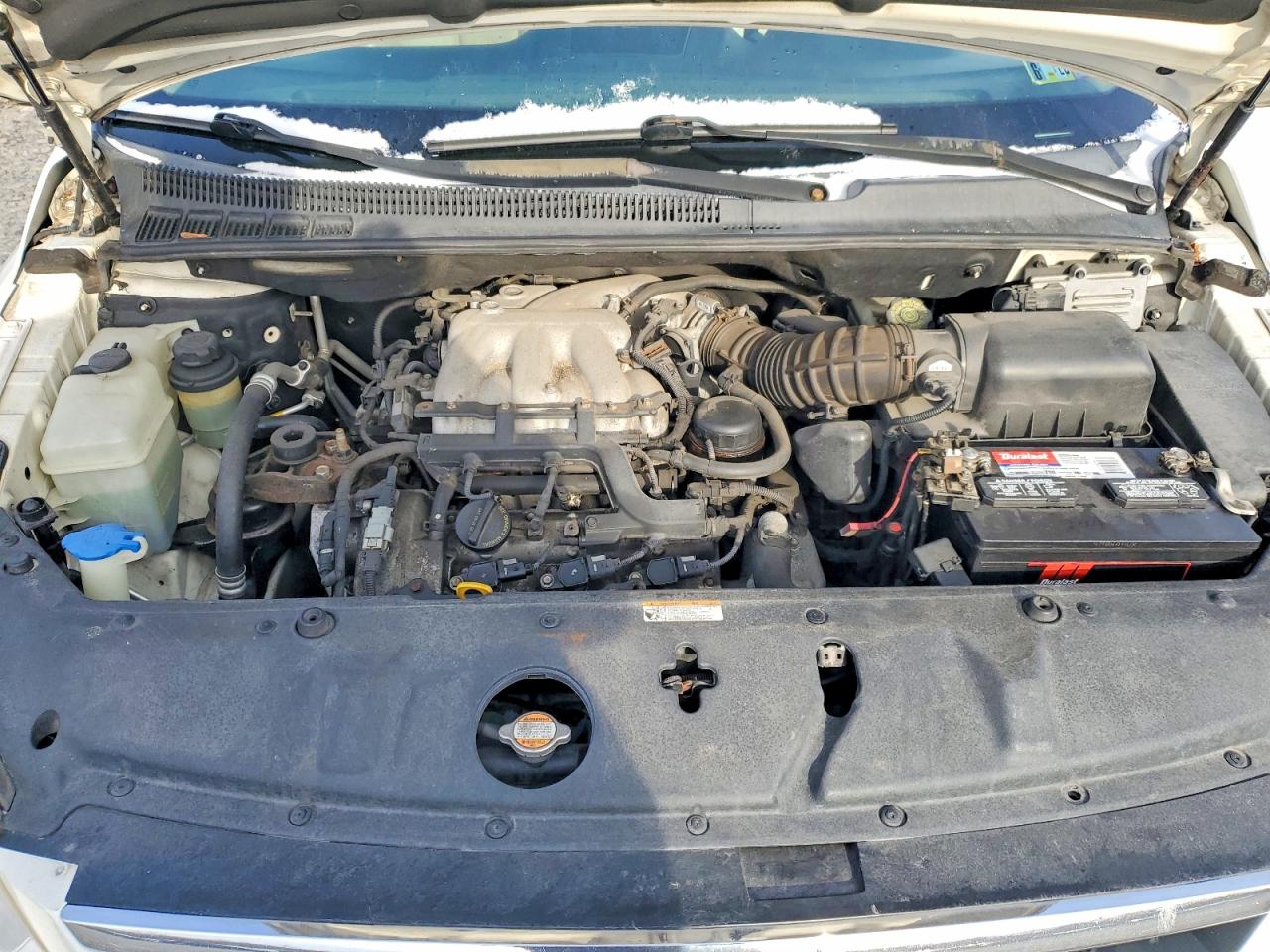 2008 HYUNDAI ENTOURAGE GLS photo 12