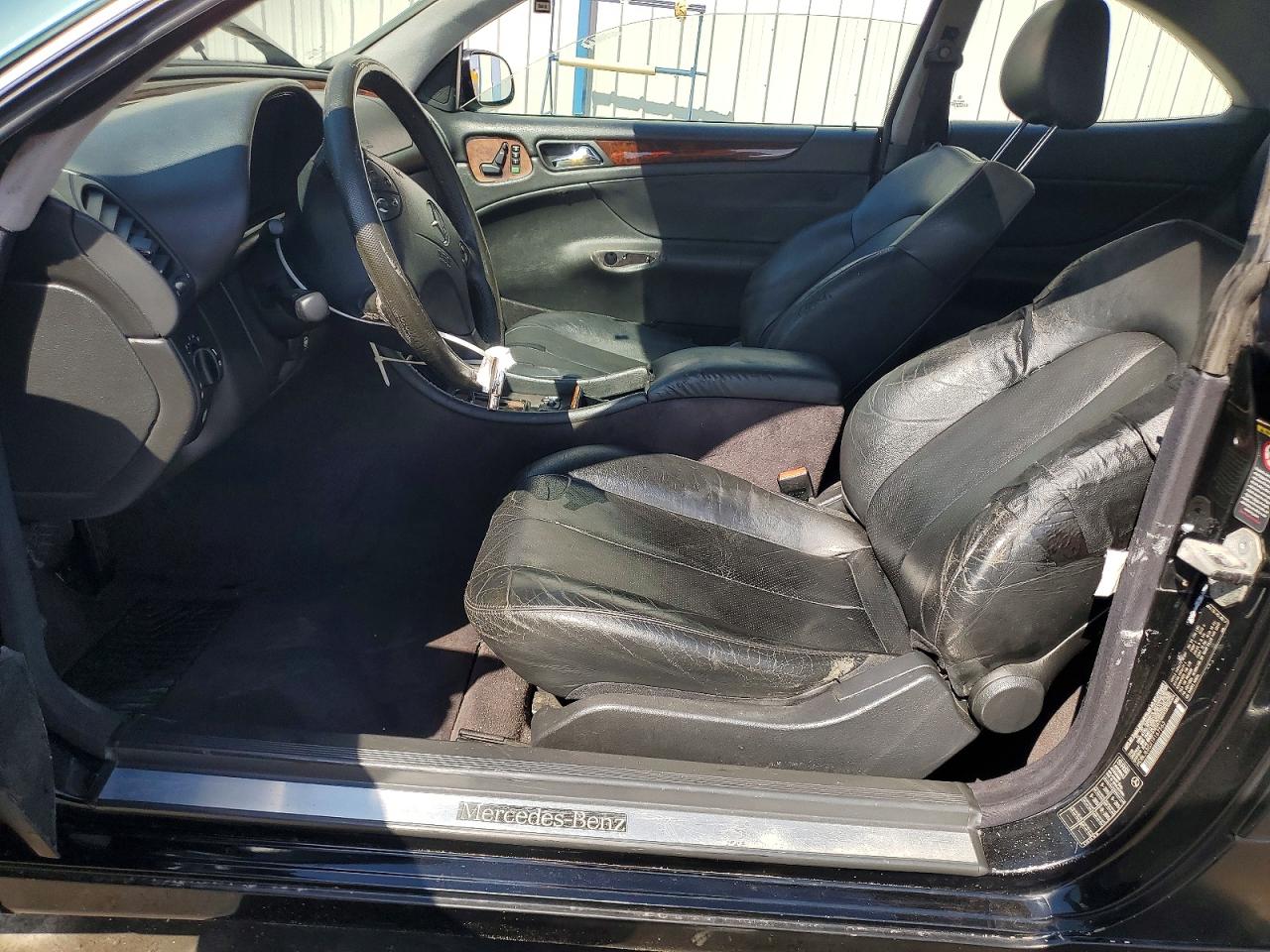 2001 MERCEDES-BENZ CLK 320 photo 13