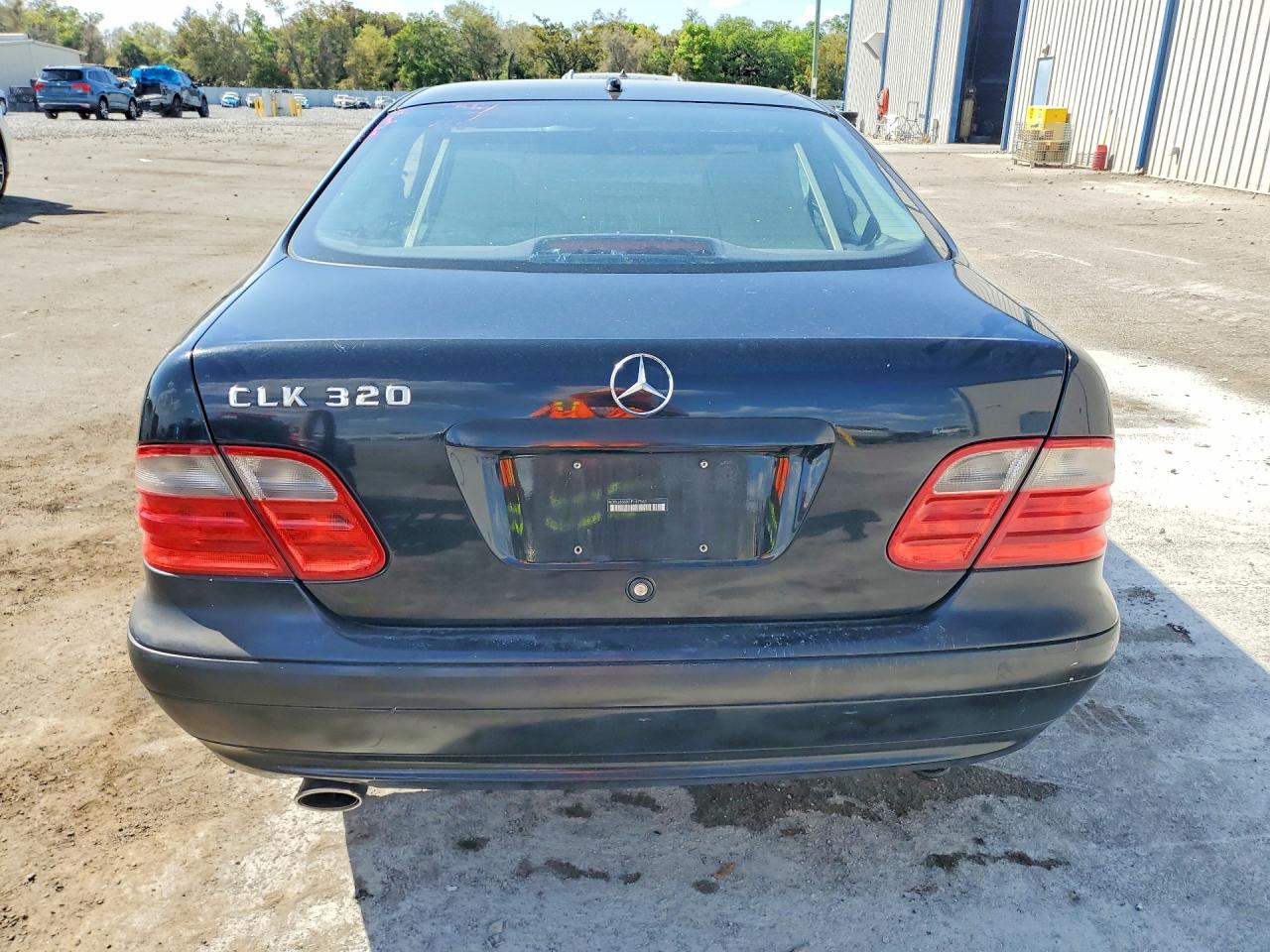 2001 MERCEDES-BENZ CLK 320 photo 11