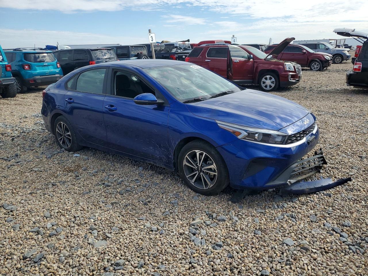 2024 KIA FORTE LXS photo 7