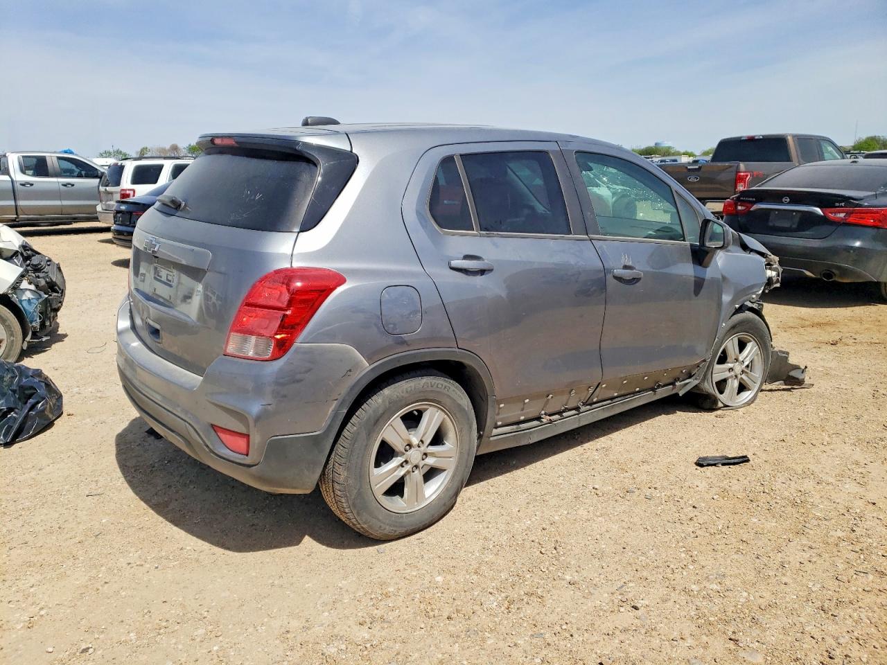 2020 CHEVROLET TRAX LS photo 7
