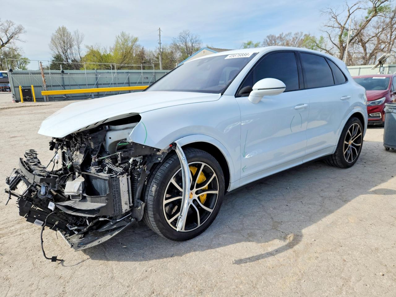 2020 PORSCHE CAYENNE