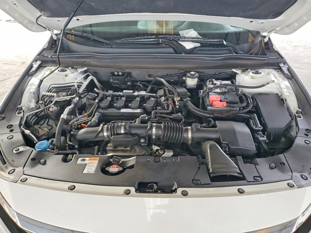 2020 HONDA ACCORD LX photo 31