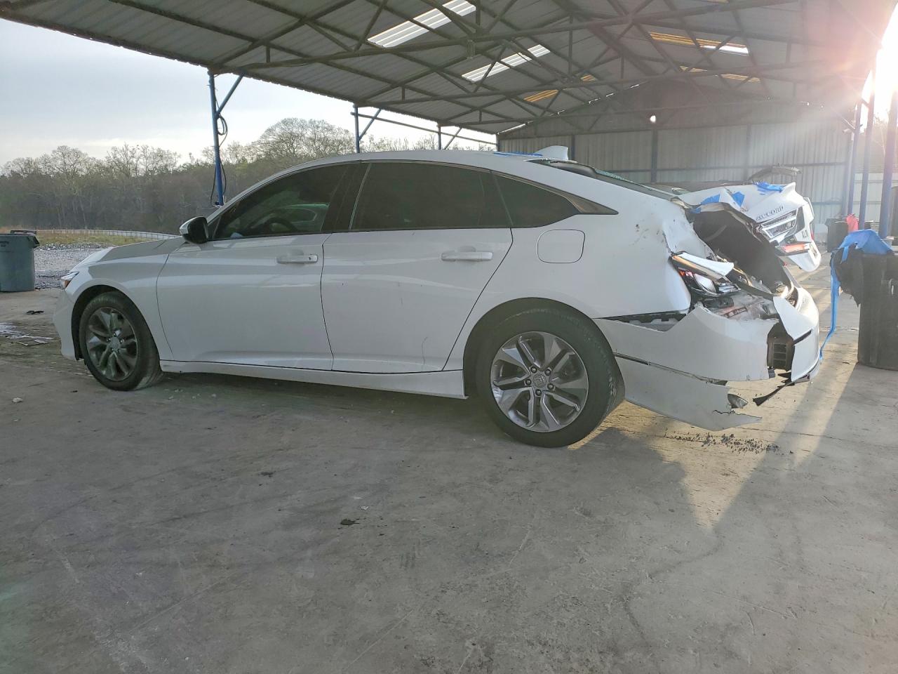 2020 HONDA ACCORD LX photo 4