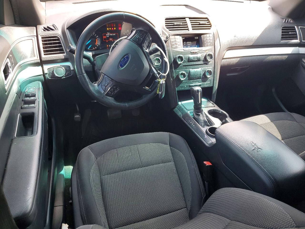 2016 FORD EXPLORER XLT photo 15