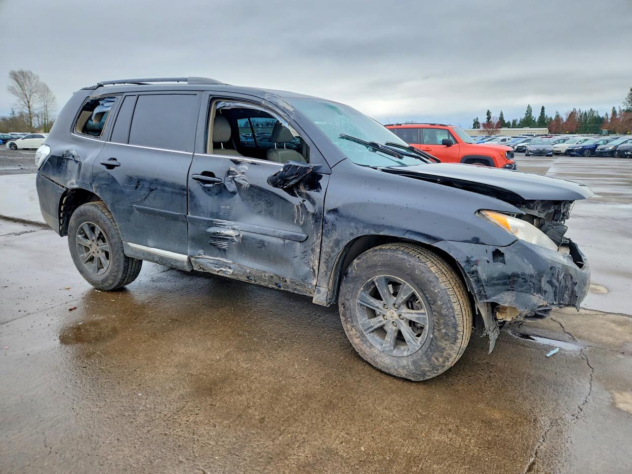 2012 TOYOTA HIGHLANDER SE photo 4