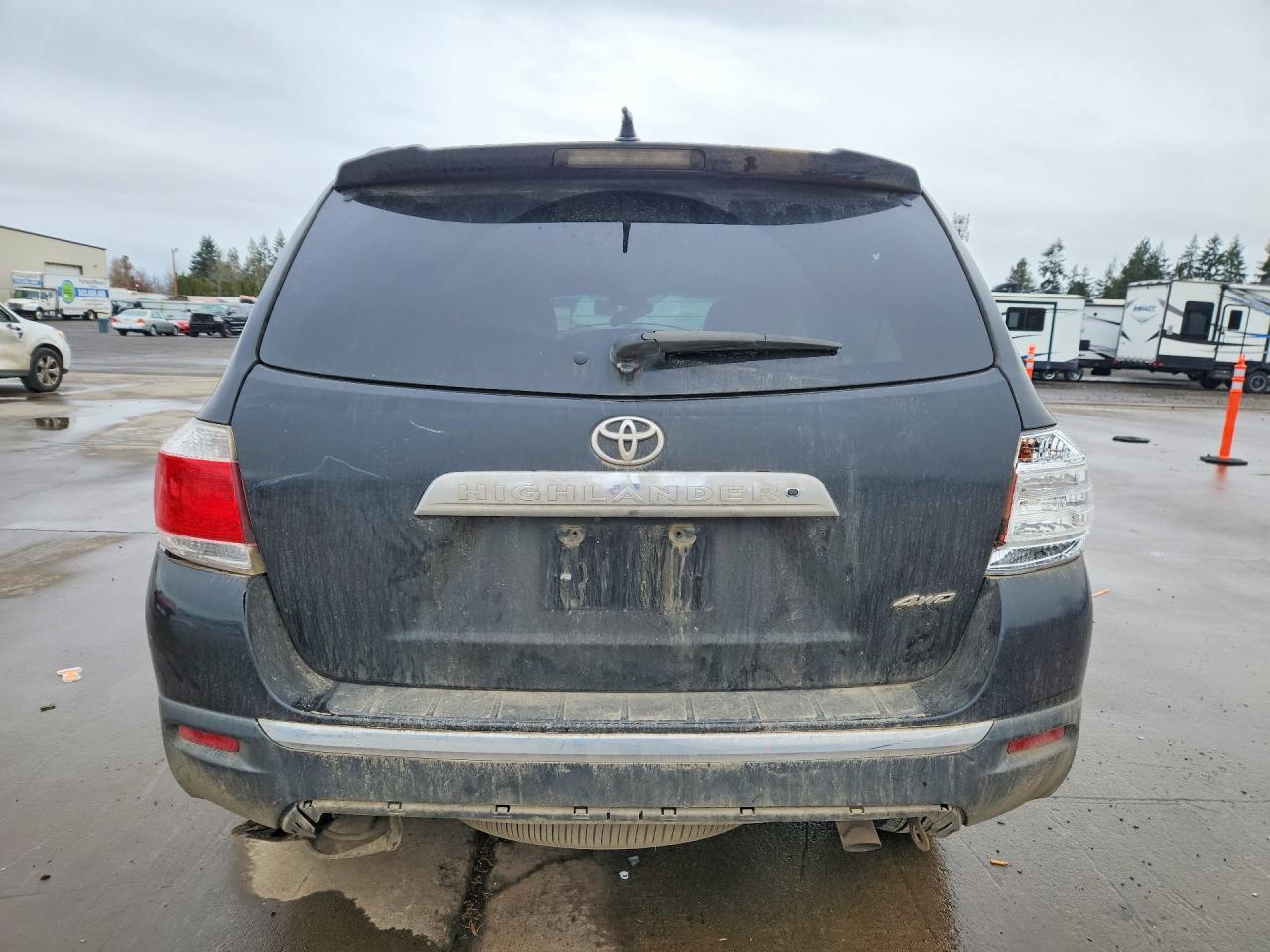 2012 TOYOTA HIGHLANDER SE photo 6