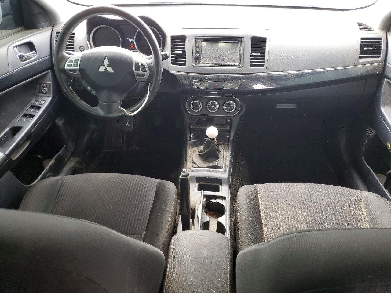 2013 MITSUBISHI LANCER GT photo 8