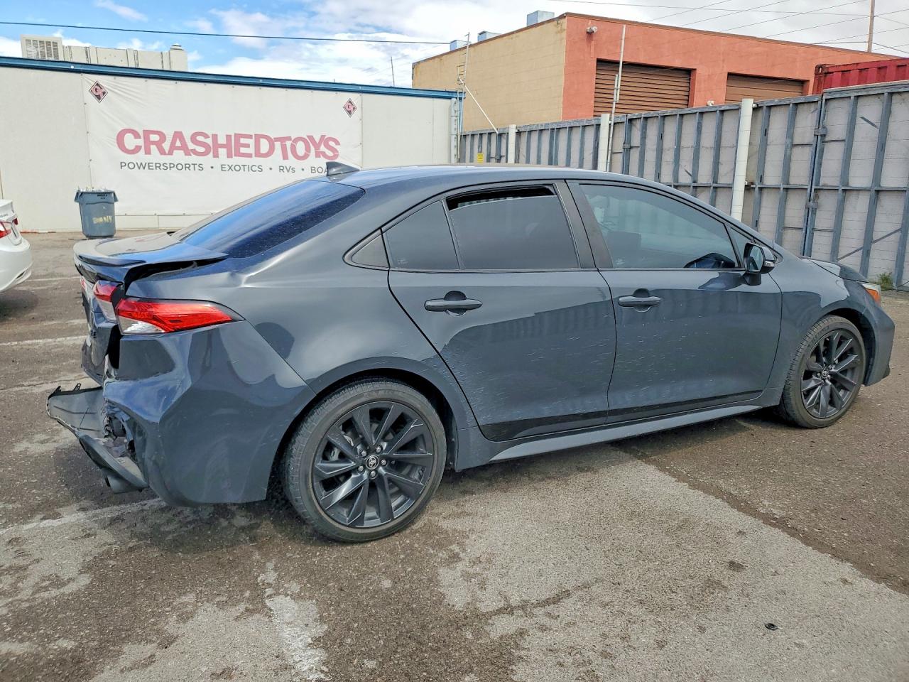 2023 TOYOTA COROLLA SE photo 5