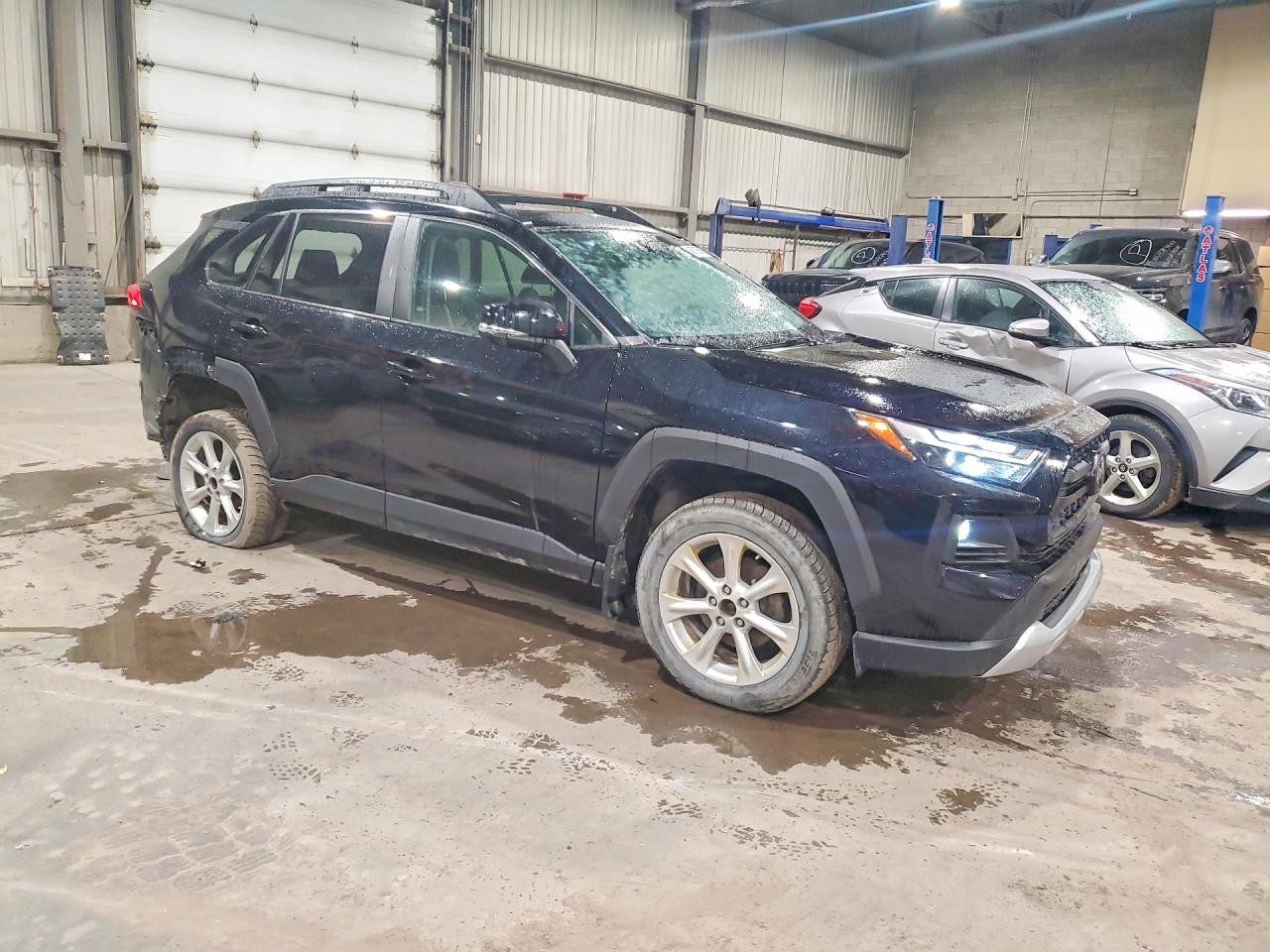 2022 TOYOTA RAV4 ADVENTURE photo 7