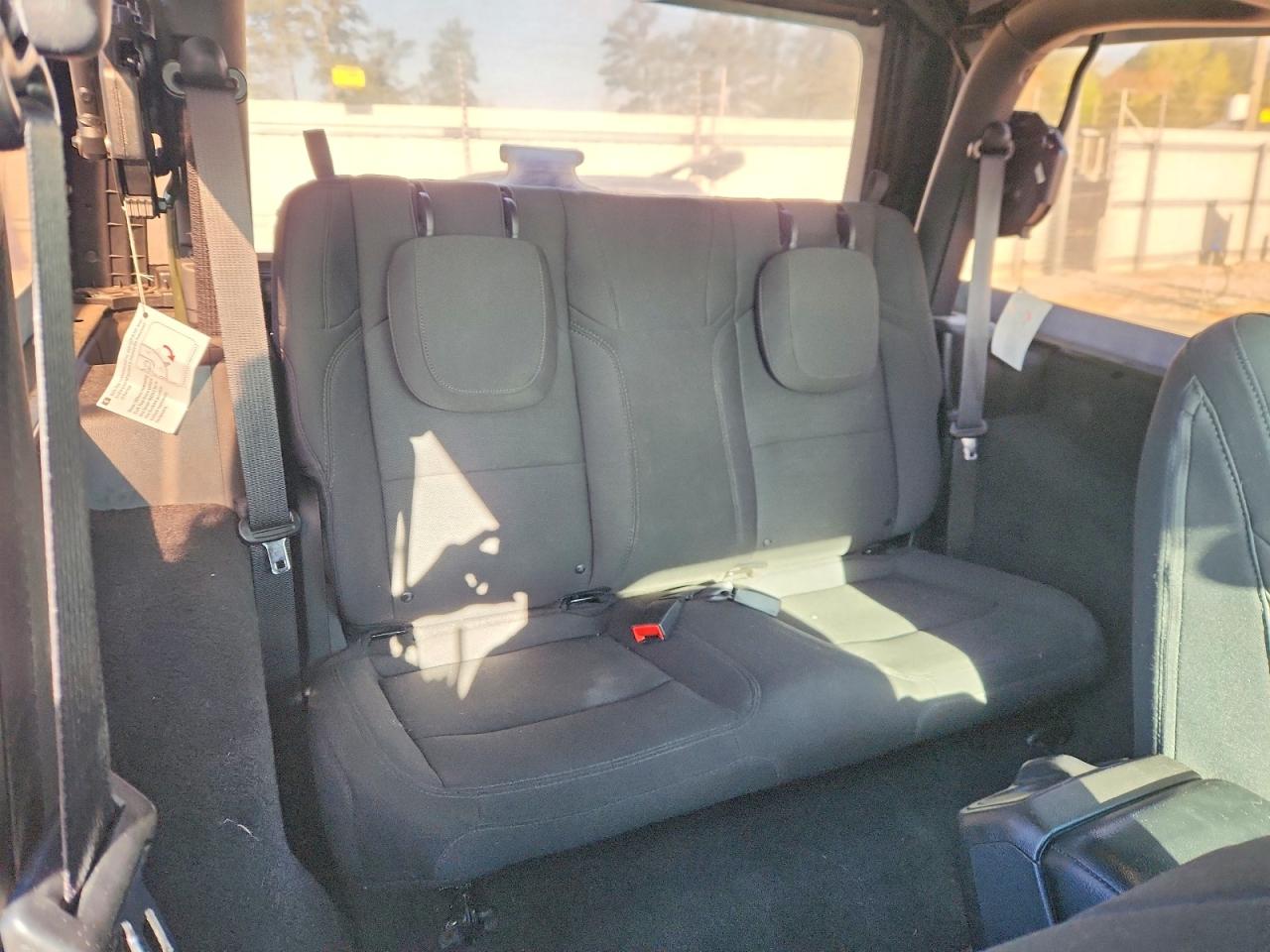 2021 JEEP WRANGLER SPORT photo 28