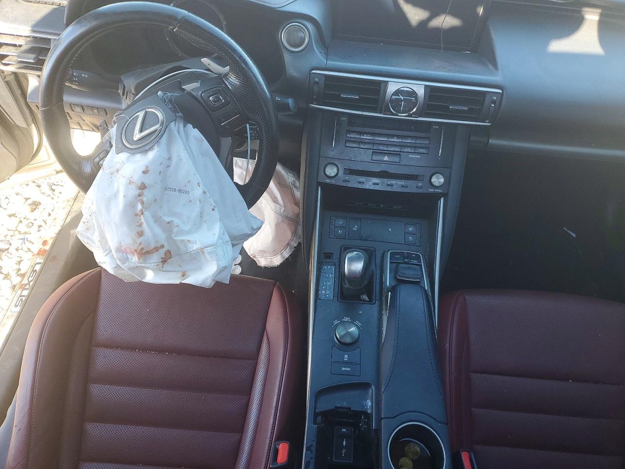 2017 LEXUS IS 300 photo 15