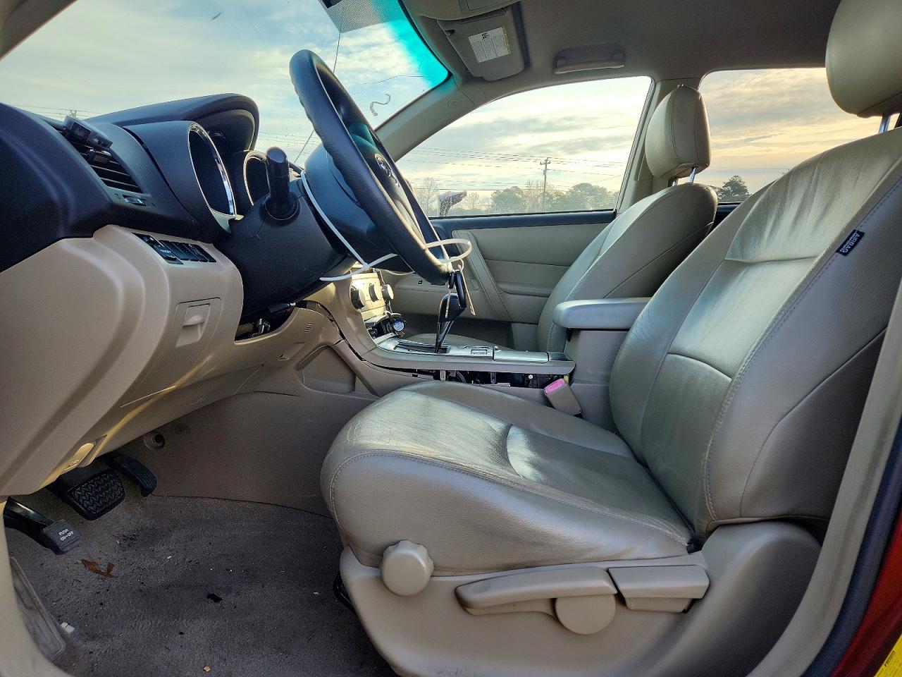 2008 TOYOTA HIGHLANDER photo 7