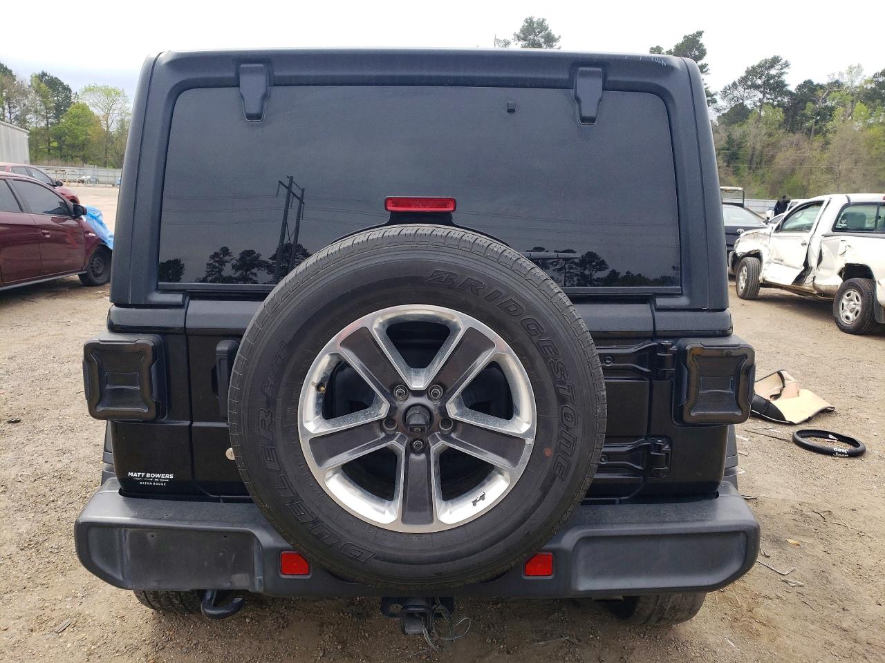 2018 JEEP WRANGLER UNLIMITED SAHARA photo 6