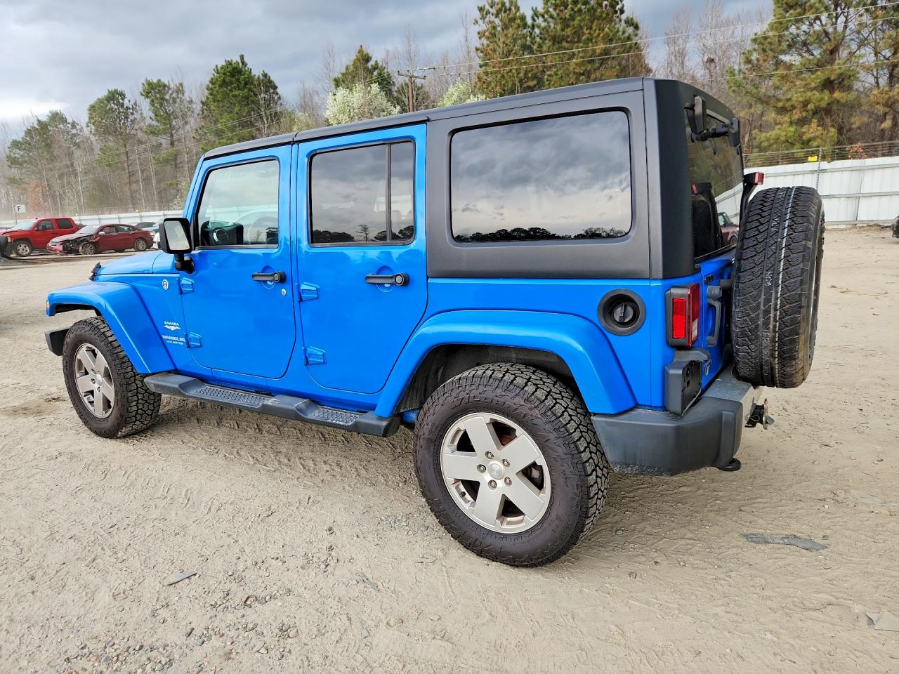 2011 JEEP WRANGLER UNLIMITED SAHARA photo 2