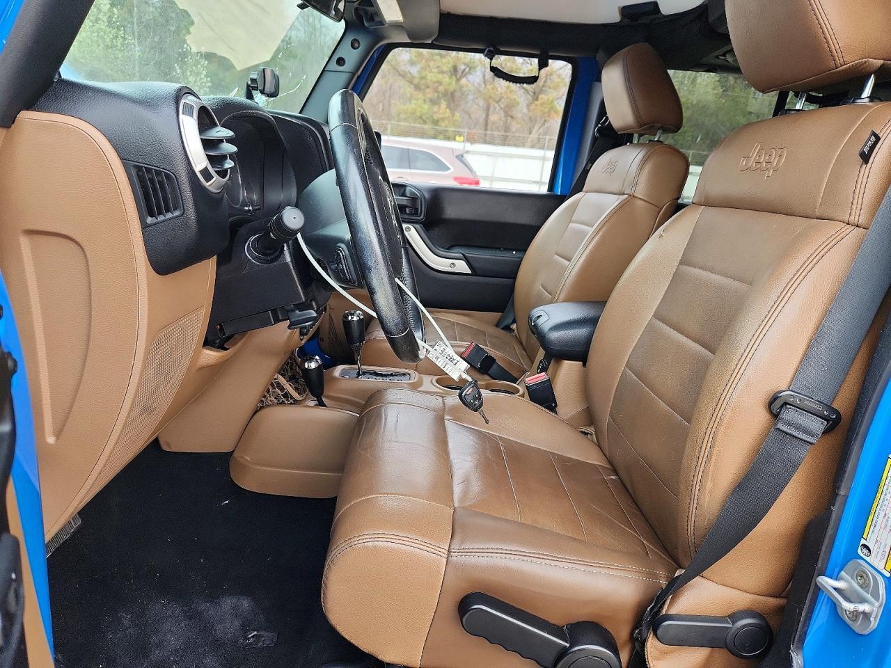 2011 JEEP WRANGLER UNLIMITED SAHARA photo 7