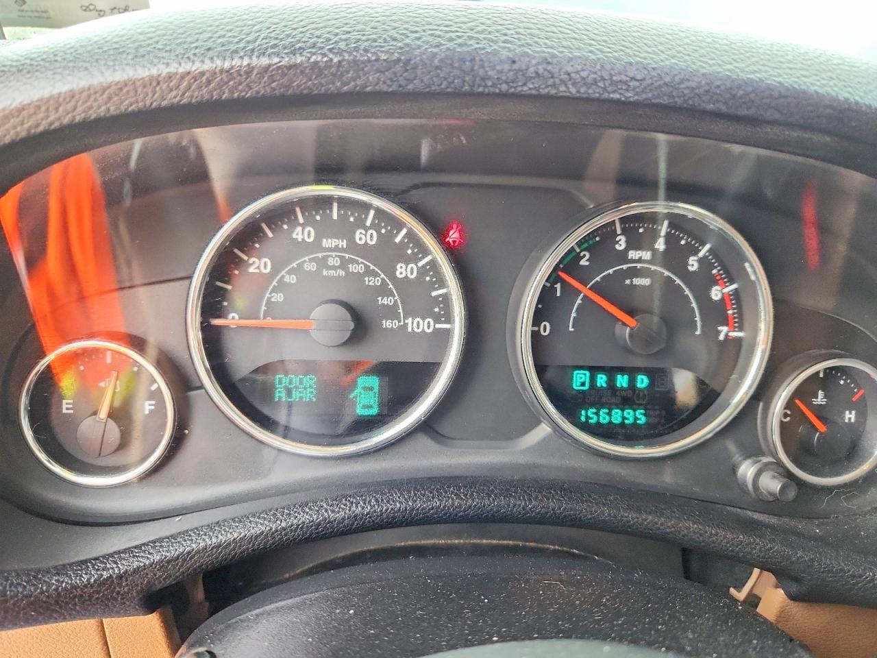 2011 JEEP WRANGLER UNLIMITED SAHARA photo 9