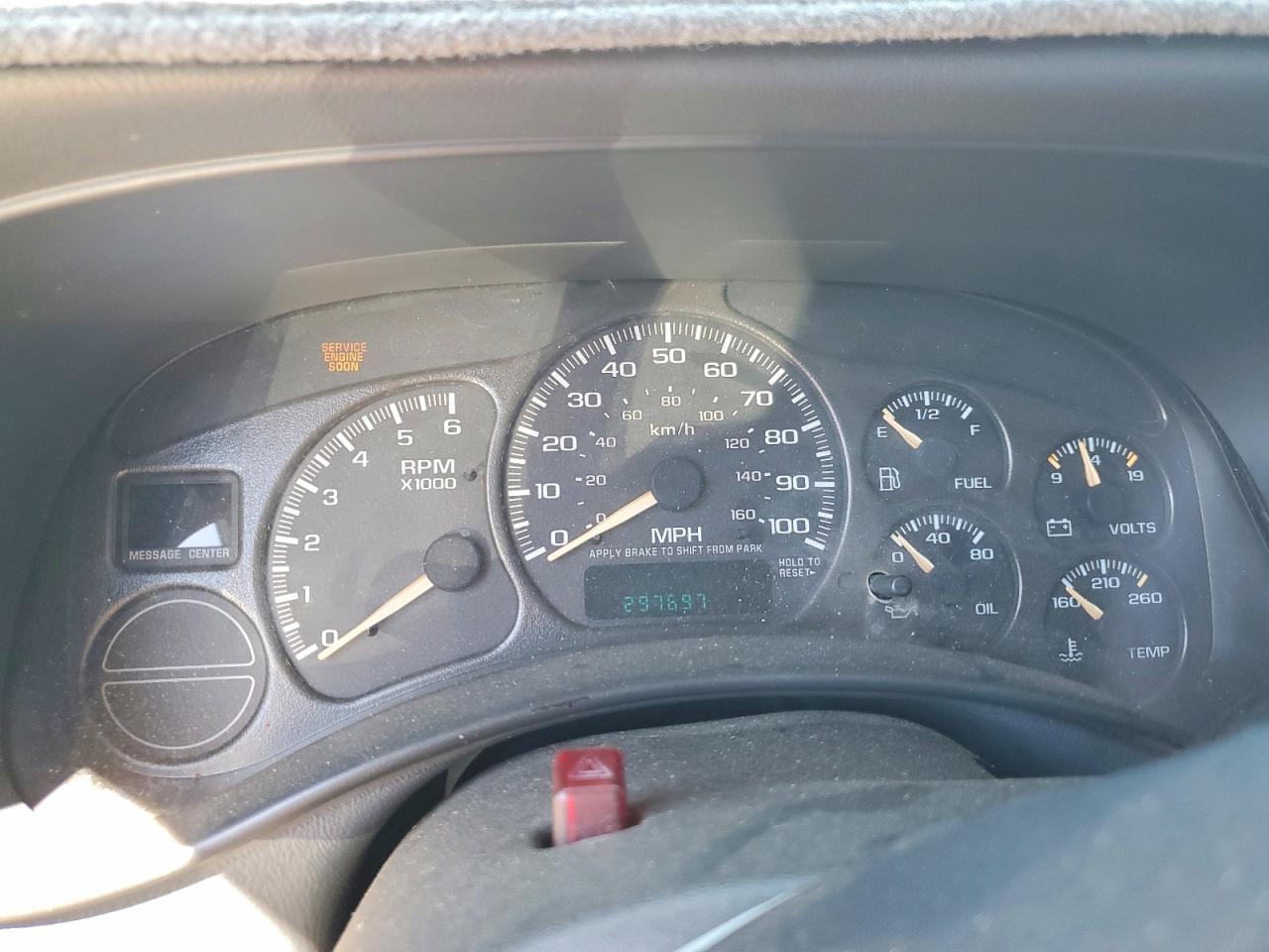2002 CHEVROLET SILVERADO C1500 photo 17