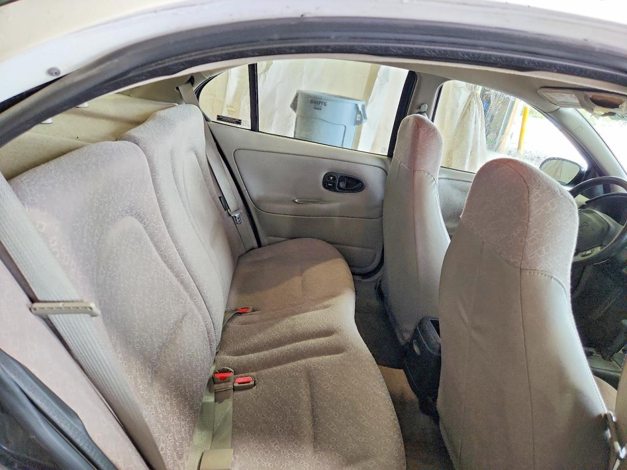 2002 SATURN SL1 photo 19
