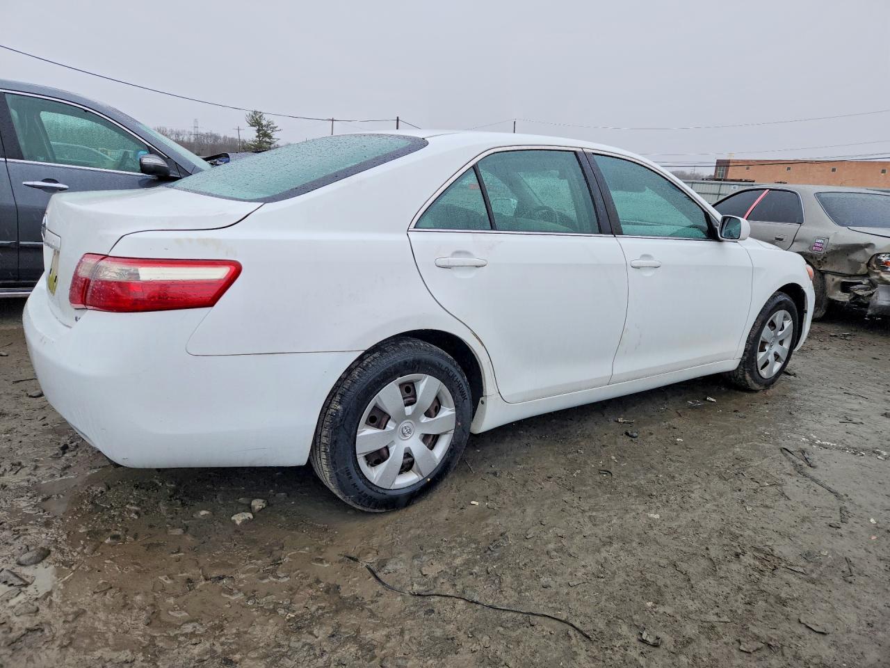 2009 TOYOTA CAMRY LE photo 5