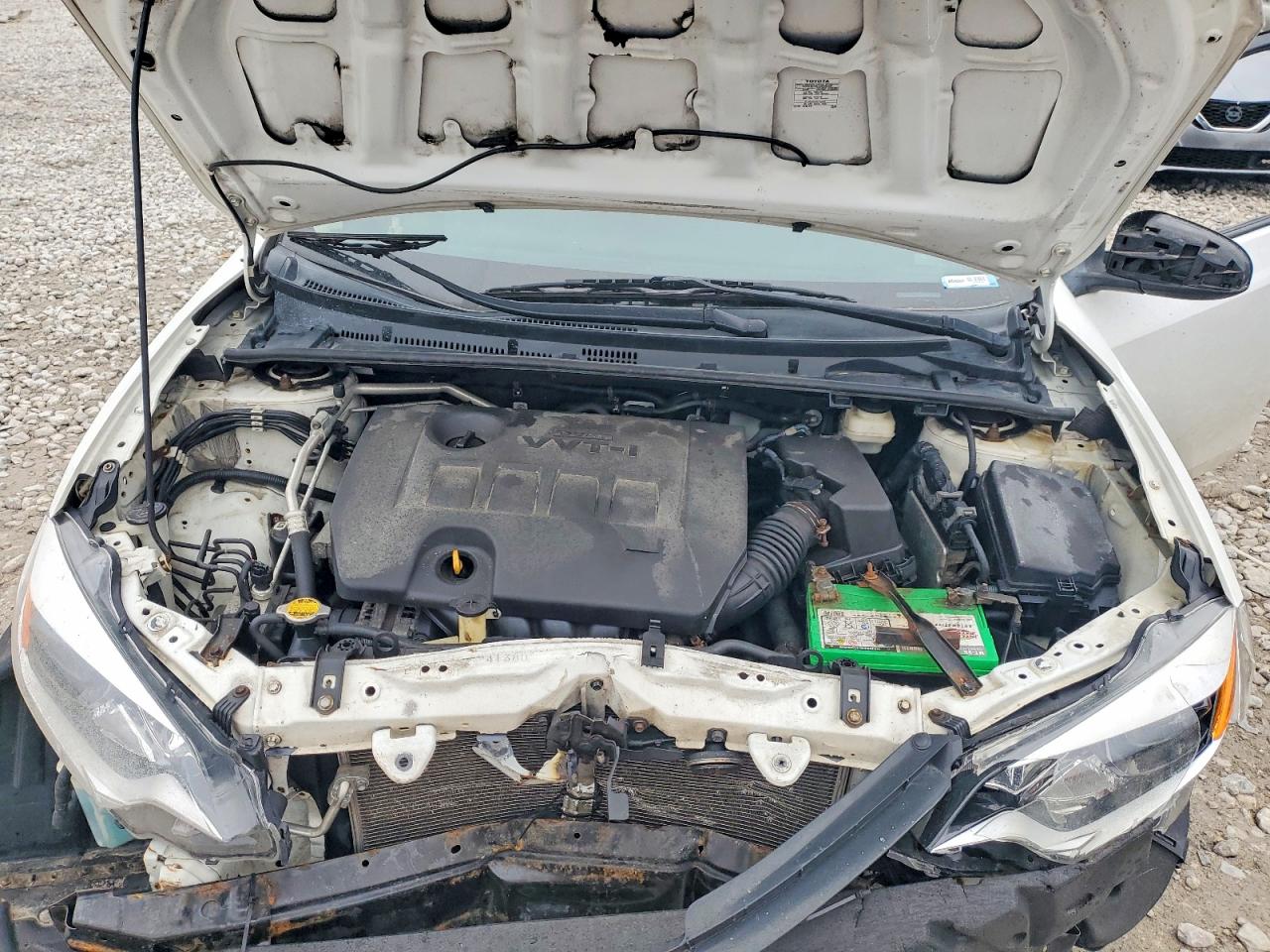 2014 TOYOTA COROLLA LE photo 31