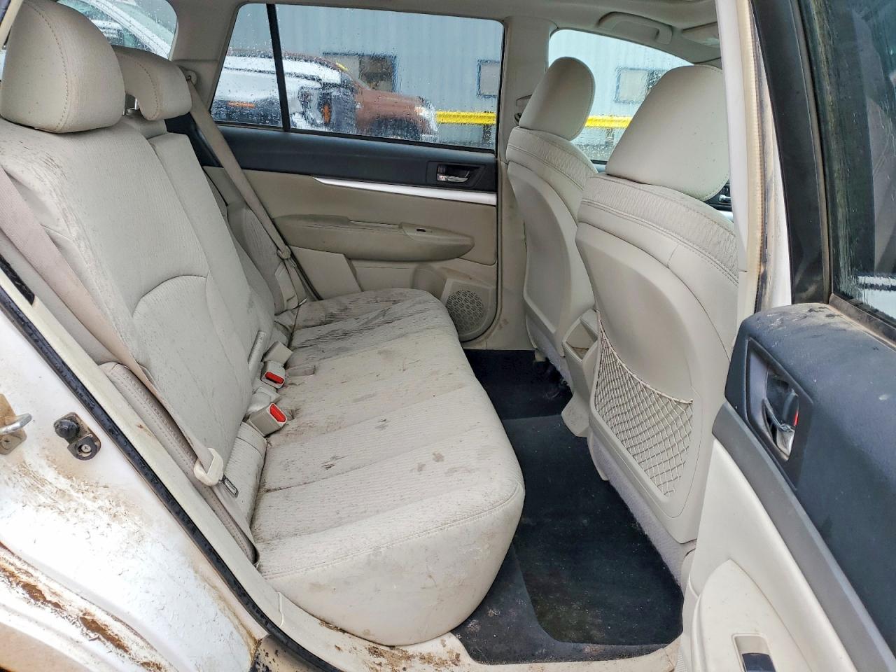 2011 SUBARU OUTBACK 2.5I PREMIUM photo 19
