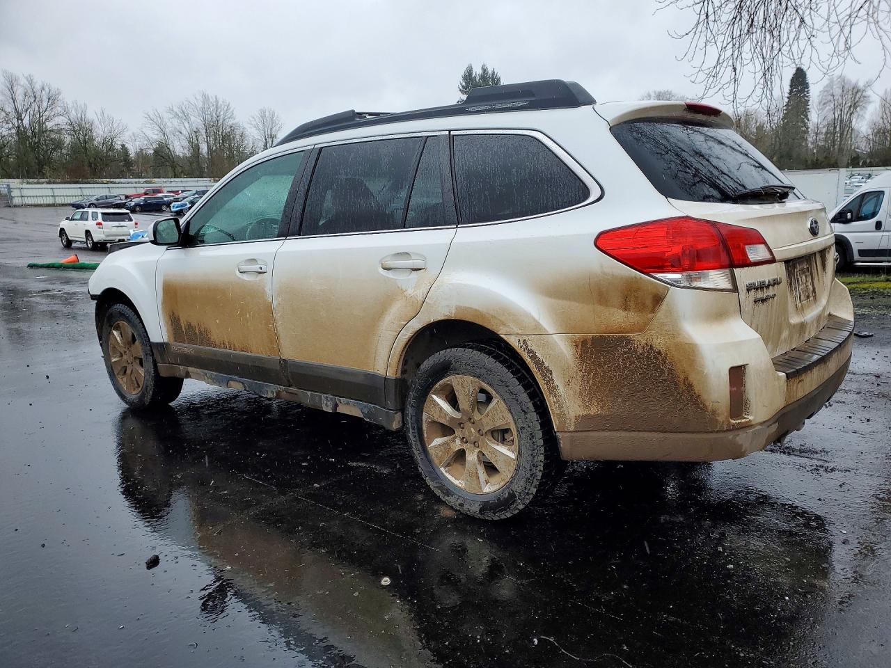 2011 SUBARU OUTBACK 2.5I PREMIUM photo 3