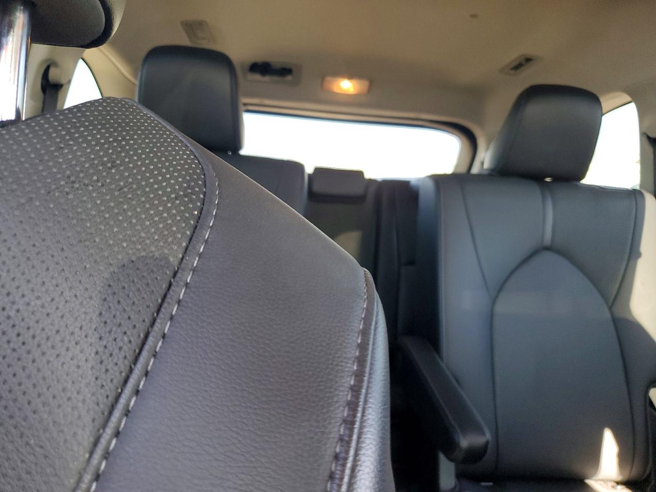 2021 TOYOTA HIGHLANDER LIMITED photo 28