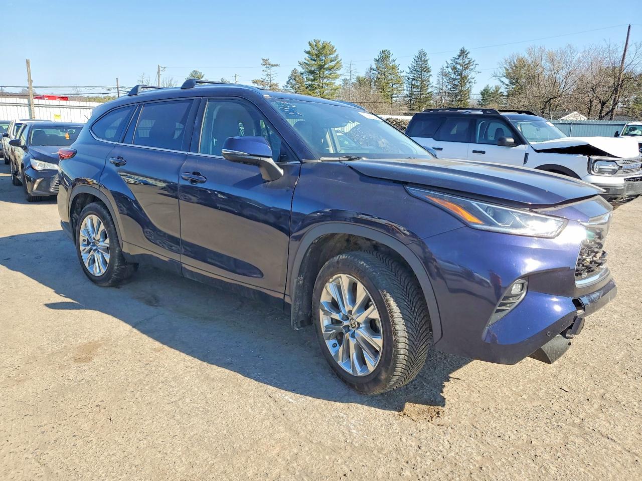 2021 TOYOTA HIGHLANDER LIMITED photo 10