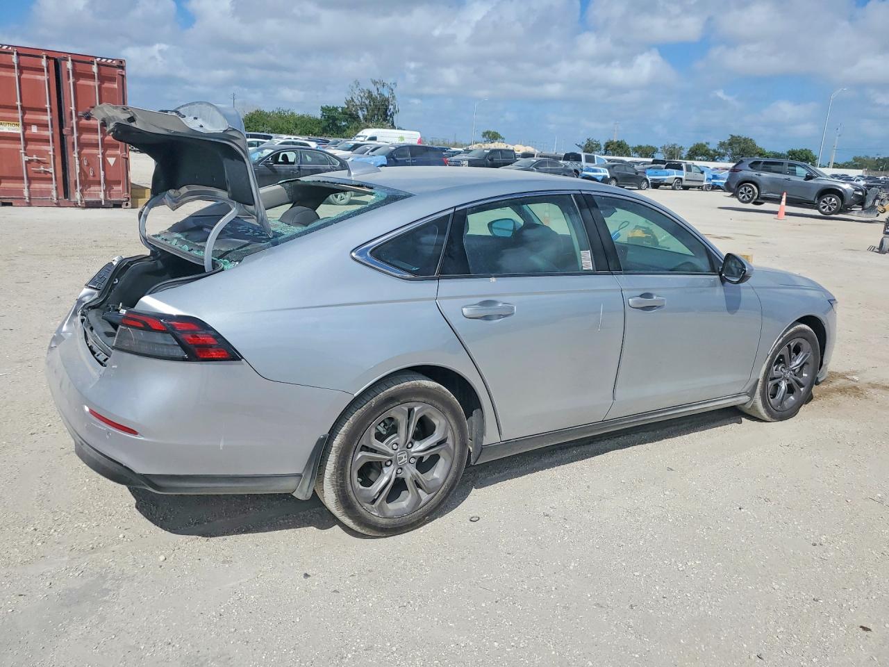2025 HONDA ACCORD HYBRID EXL photo 5