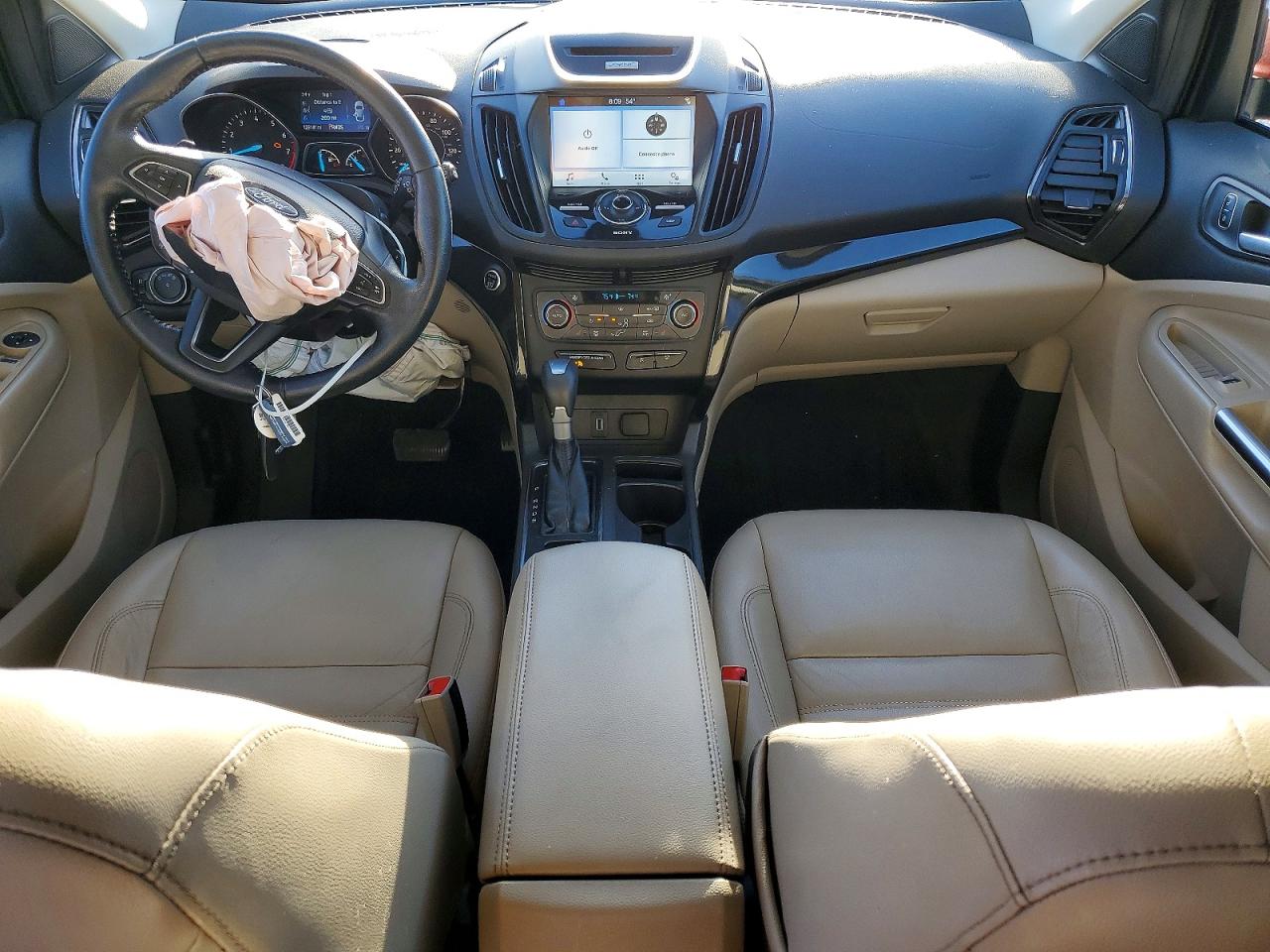 2017 FORD ESCAPE TITANIUM photo 8