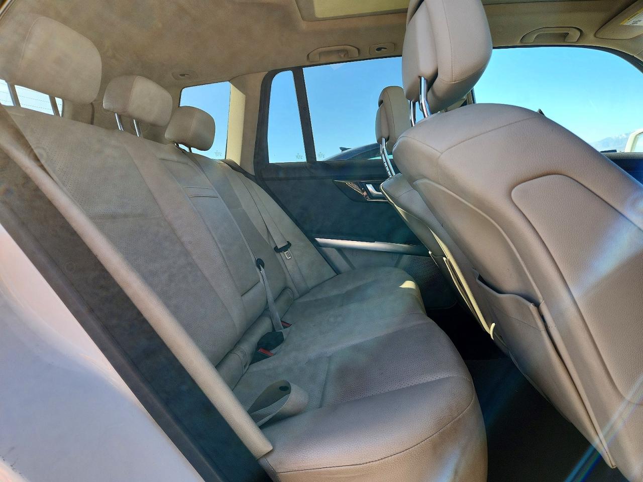 2014 MERCEDES-BENZ GLK 350 photo 31