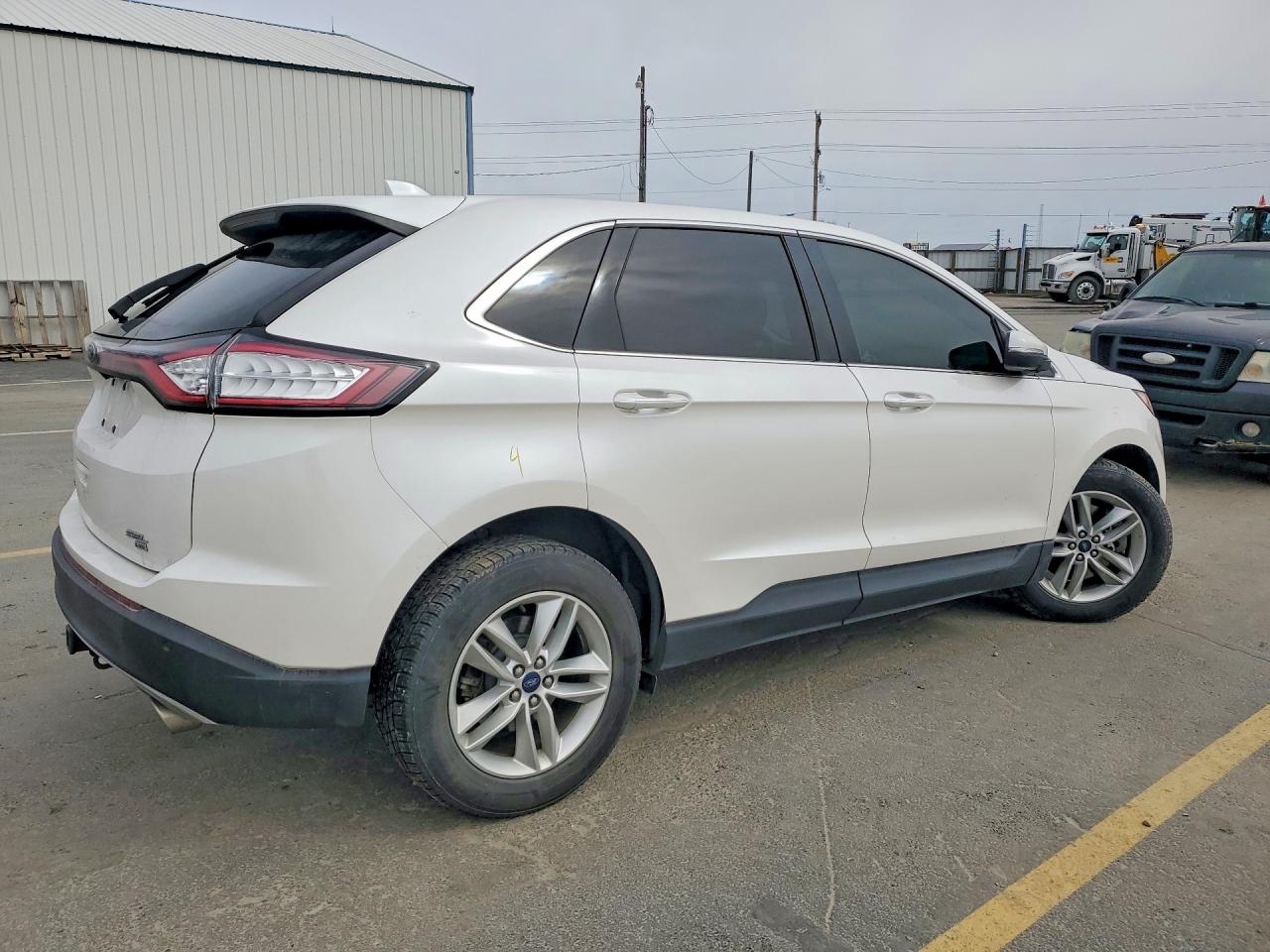 2016 FORD EDGE photo 3