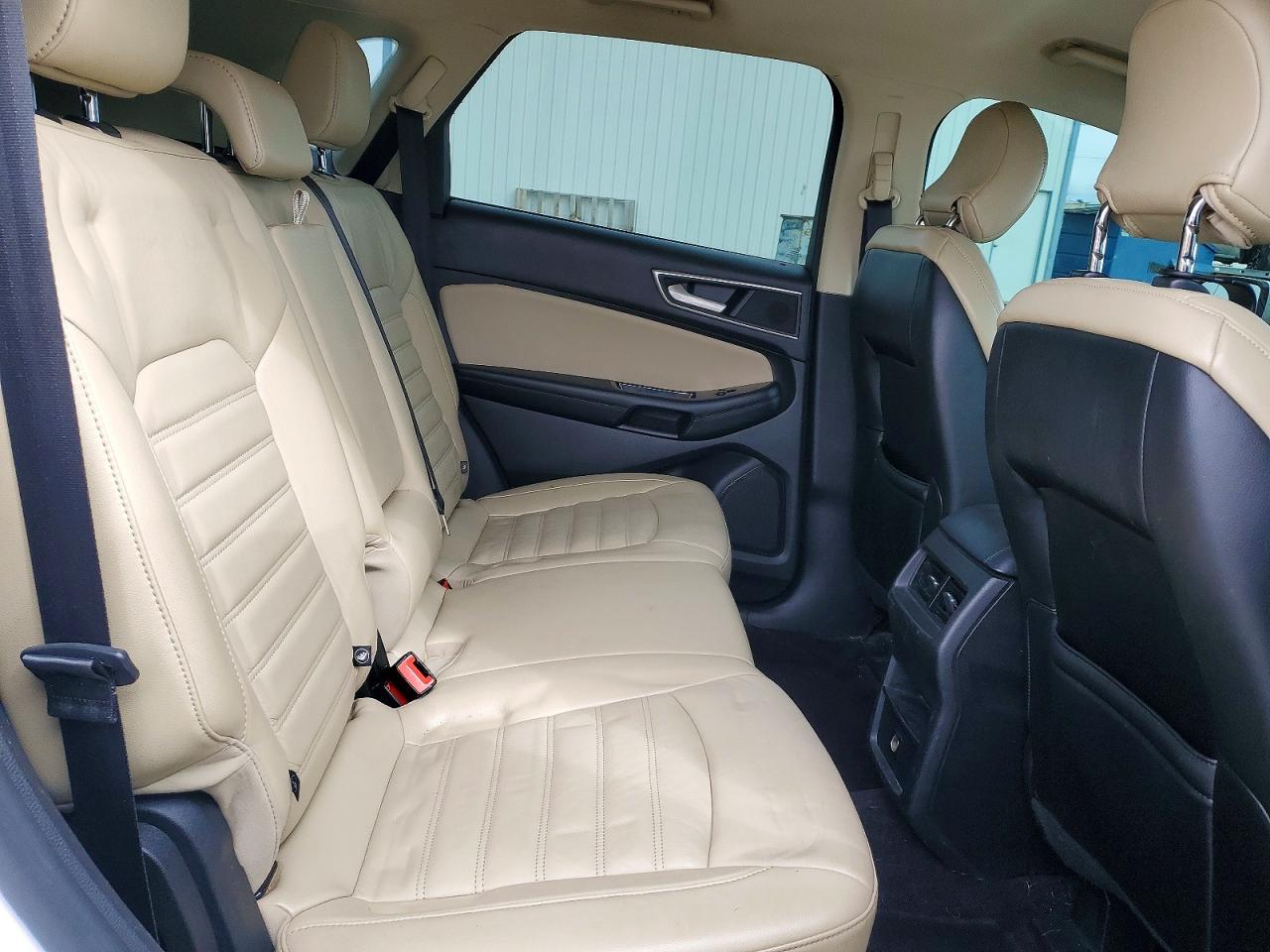 2016 FORD EDGE photo 11
