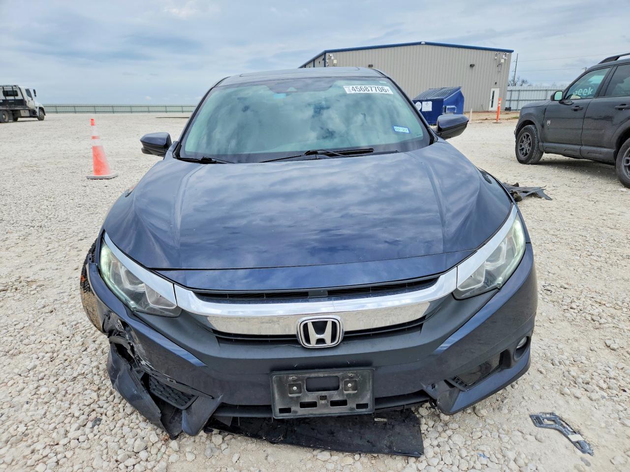 2016 HONDA CIVIC EX photo 5