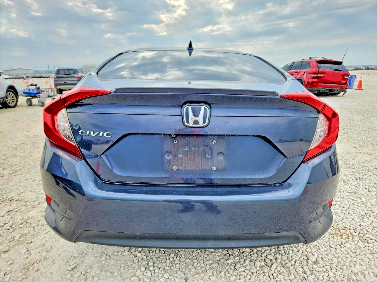2016 HONDA CIVIC EX photo 6