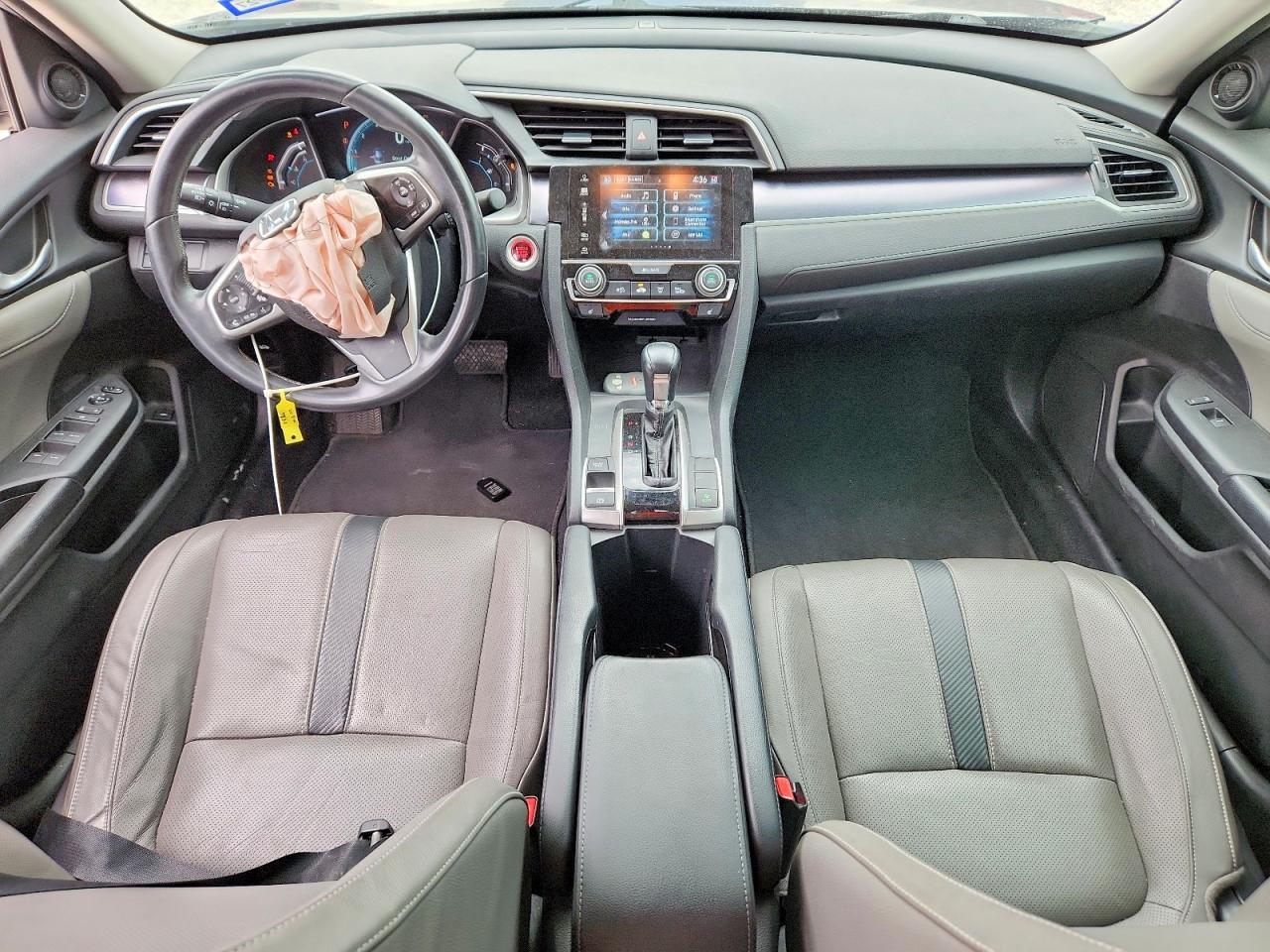 2016 HONDA CIVIC EX photo 8